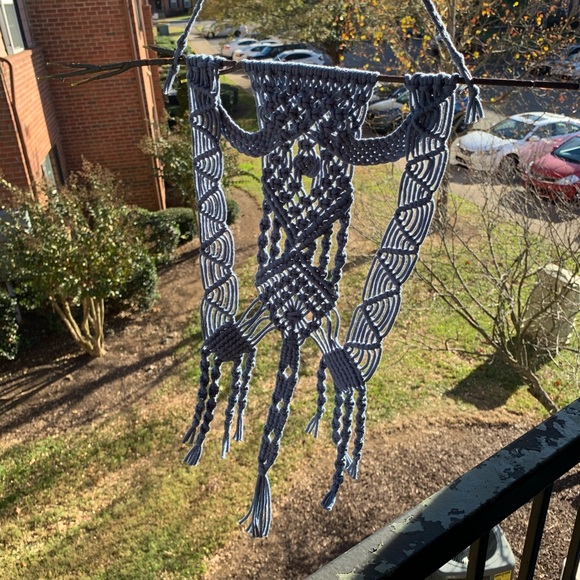 macrame wall hanging - Picture 4 of 14